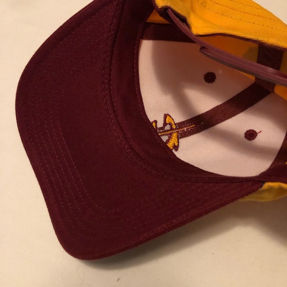 Adidas NBA Cleveland Cavaliers Youth Hat - Picture 13 of 14